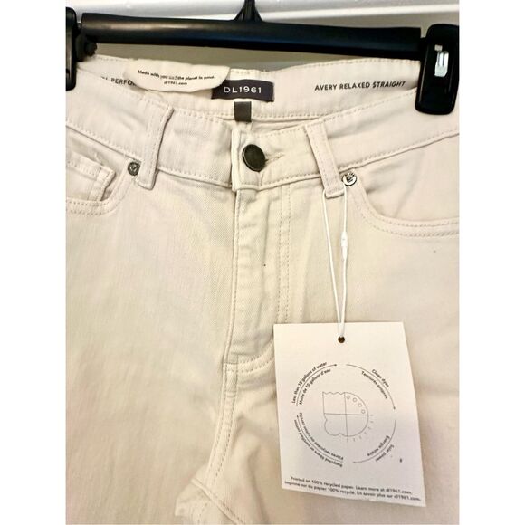 NWT DL1961 Avery relaxed straight leg jeans Size 29/32 Cream color - Picture 7 of 7